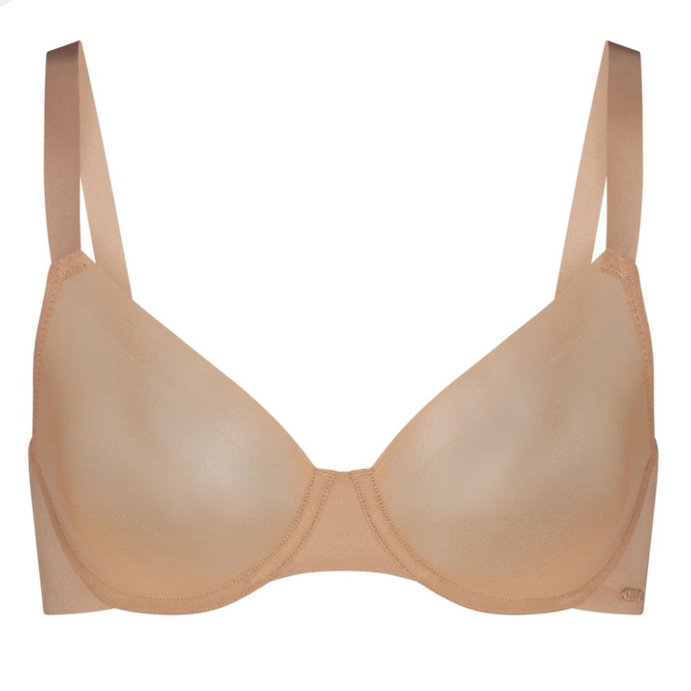 SKIMS NO SHOW MOLDED UNLINED DEMI BRA | IN THE COLOR CLAY 34 C
